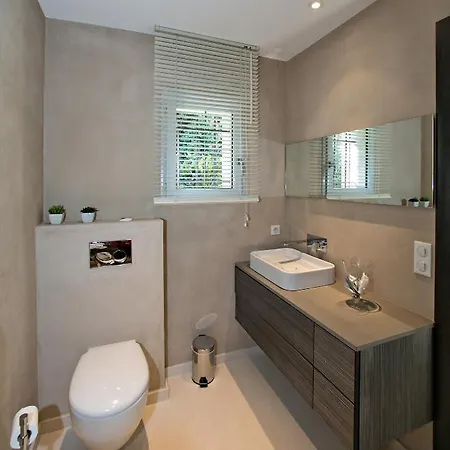 Casabianca سان تروبيه